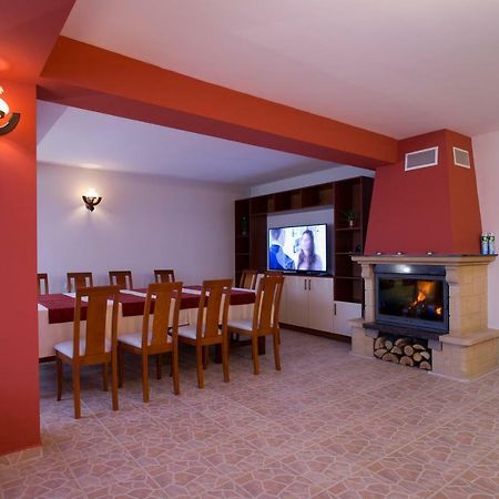 אספרוחובו Holiday Home Paulovnia מראה חיצוני תמונה