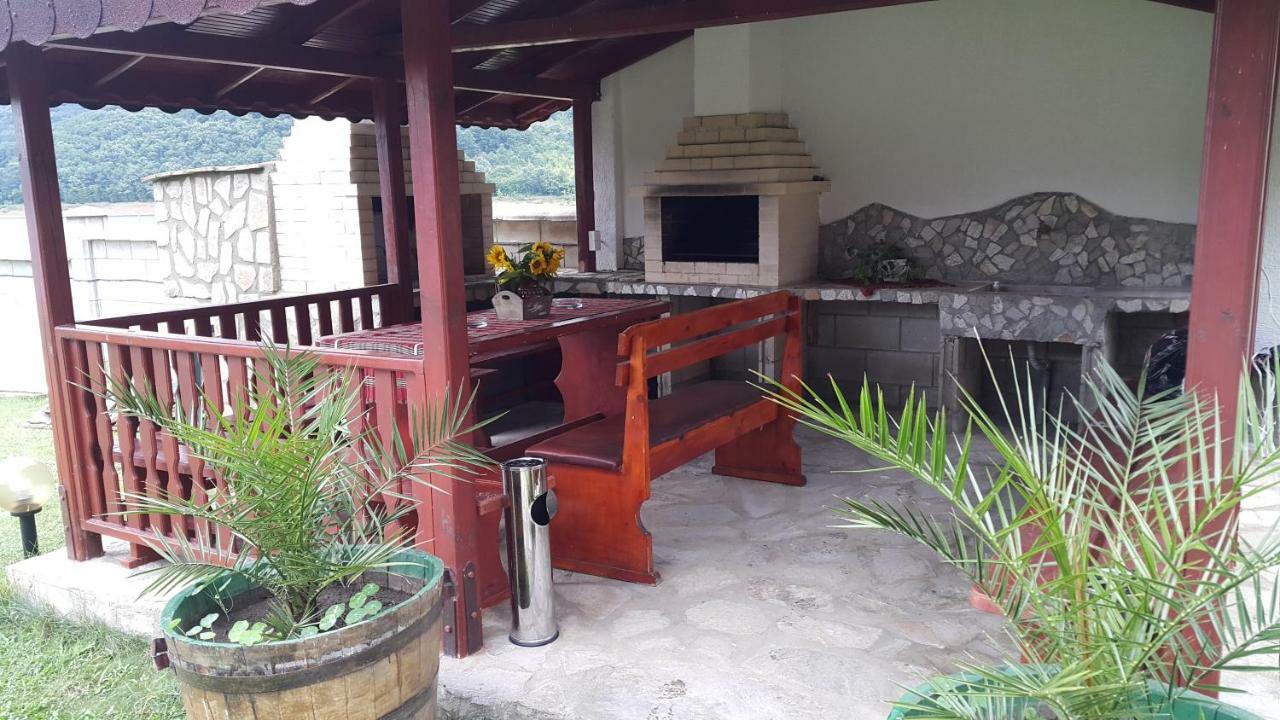 אספרוחובו Holiday Home Paulovnia מראה חיצוני תמונה